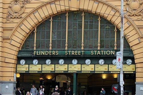 Uhren an der Flinders Street Station